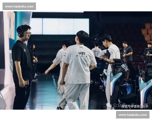 iG vs AL 赛前海报释出!夏风与战意的视觉碰撞 iG vs AL 赛前海报释出!夏风与战意的视觉碰撞