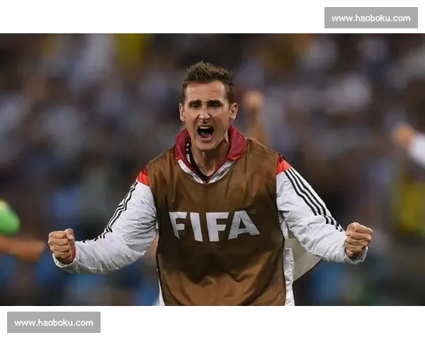 克洛泽深陷德乙危机：纽伦堡四轮仅 1 分 1 球迎生死战