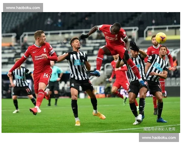 弧线对决与空中博弈:利物浦双星的技术争锋 弧线对决与空中博弈:利物浦双星的技术争锋